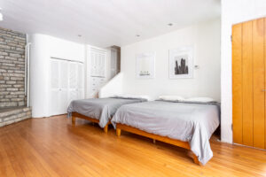 14818 Round Valley Dr, Sherman Oaks, CA 91403, USA_20230526 - 039